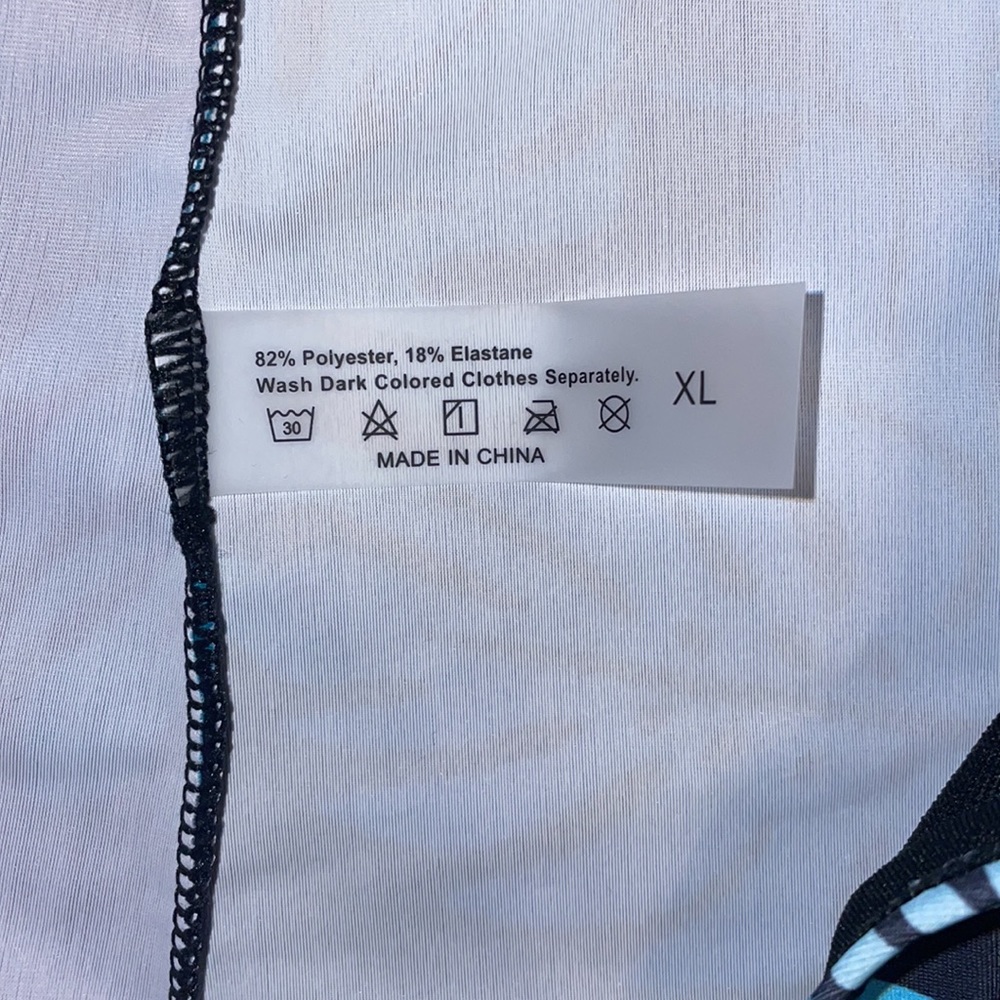 Tankini - Picture 2 of 6